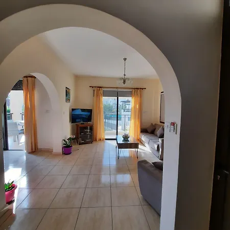 Marinea Villa Klorakas