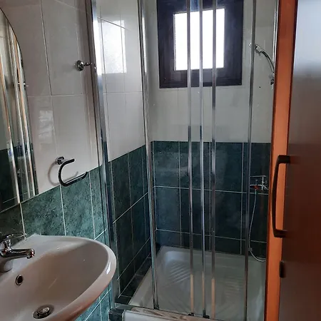 Marinea Villa Klorakas