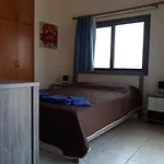Marinea Vilă Paphos