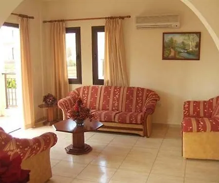 Villa Marinea *