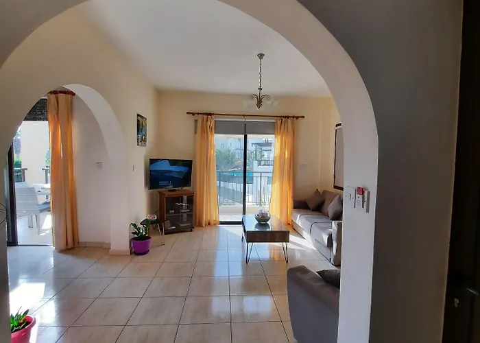 Marinea Villa Klorakas